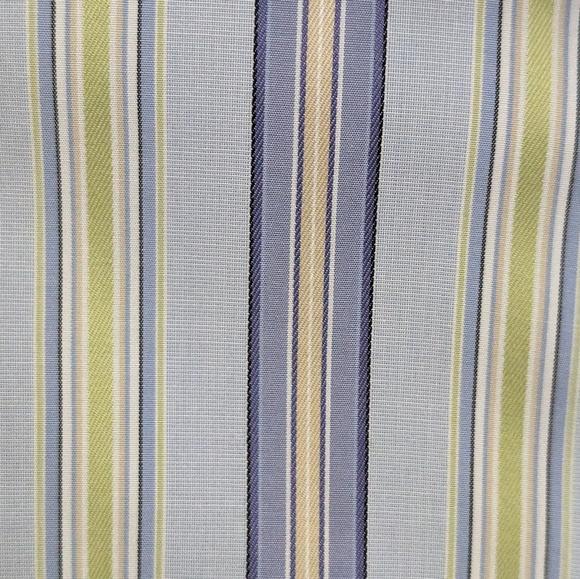 Talbot's Petites Button Down Shirt Size 6P - Picture 5 of 10